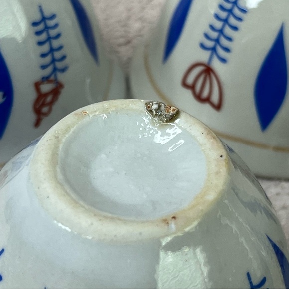 Vintage Folk Art Ceramic Stoneware Small Cups Set of 4-Gray/Blue-Retro-Vtg-70s - Picture 8 of 11